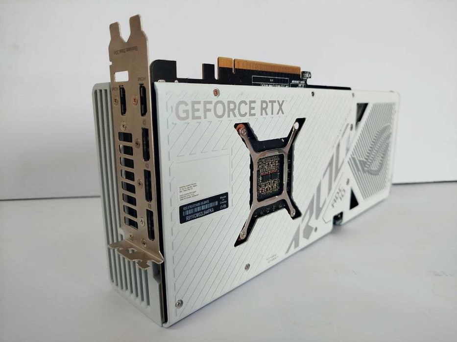 ASUS ROG Strix RTX 4080 White OC Edition