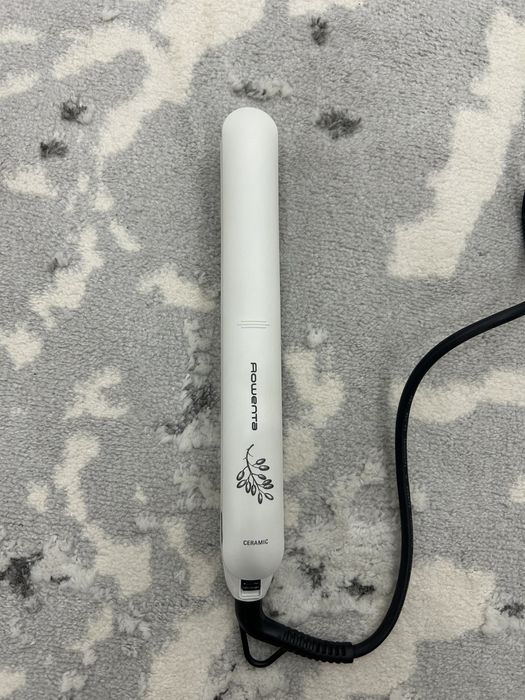 Продам утюжок.