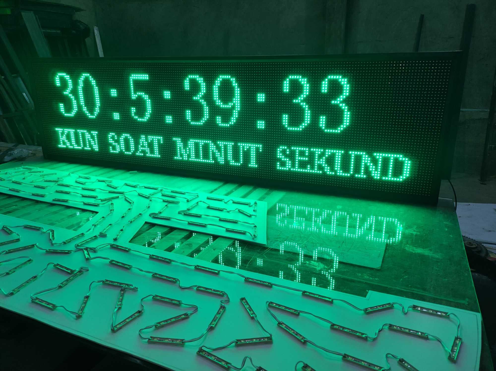 LED экраны,Бегущая строка по низкой цене Обемние буквы