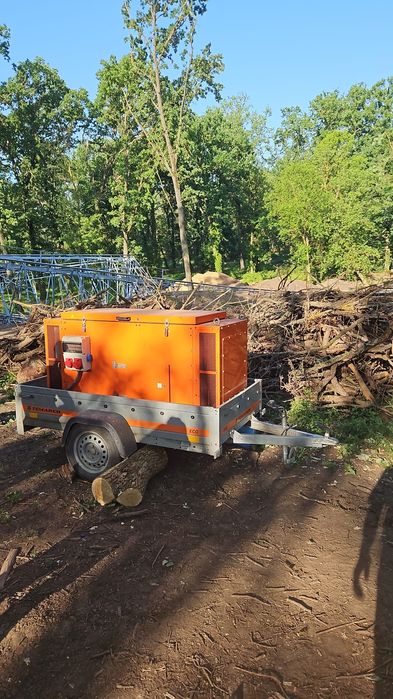 Generator            .