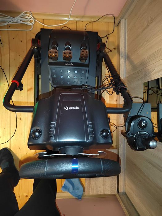 Logitech G29 Driving Force Racing Wheel Волан за PC PS 3 PS 4 PS 5