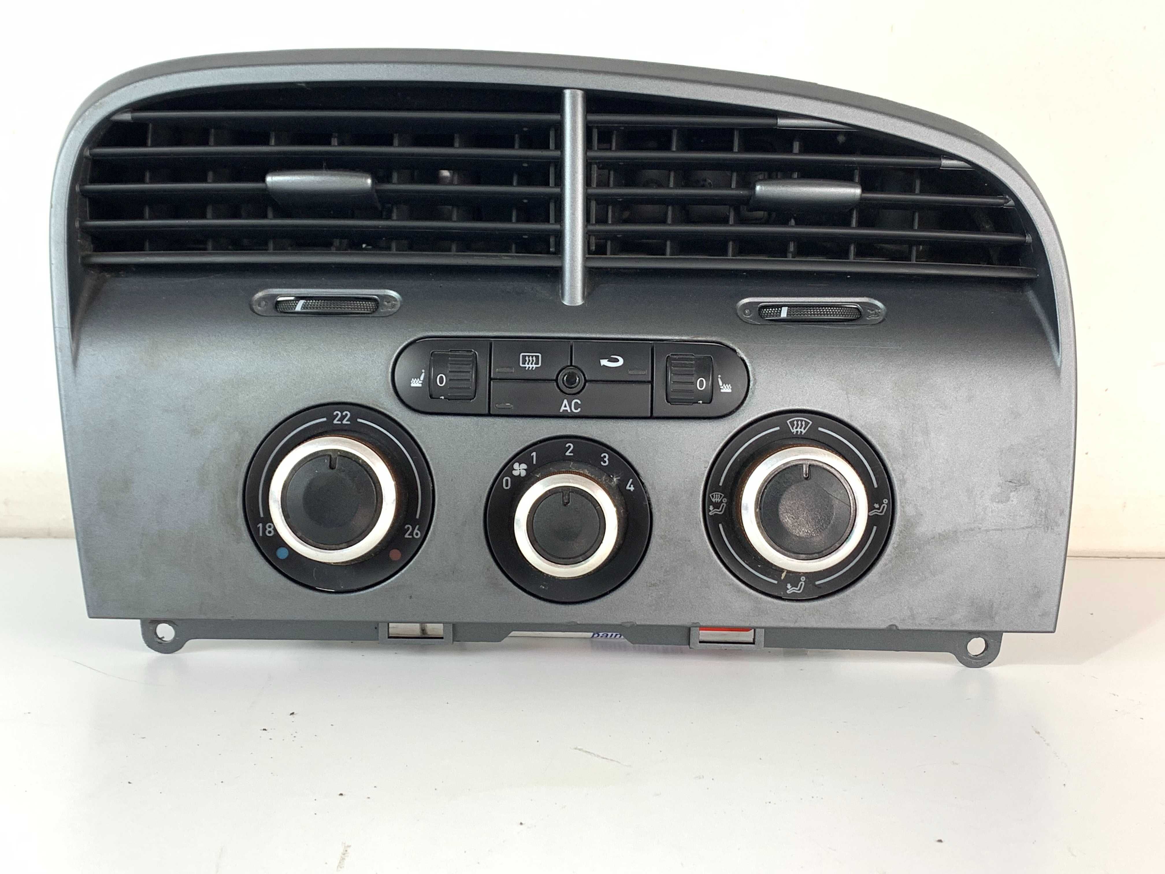 Климатроник копчета подгряване седалки Seat Altea (04-09)г. 5P1819110F