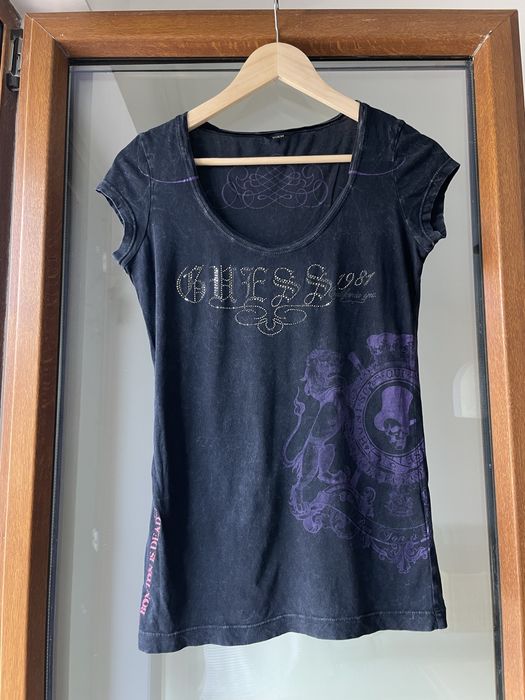 Оригинални тениски Guess размери xs-s.