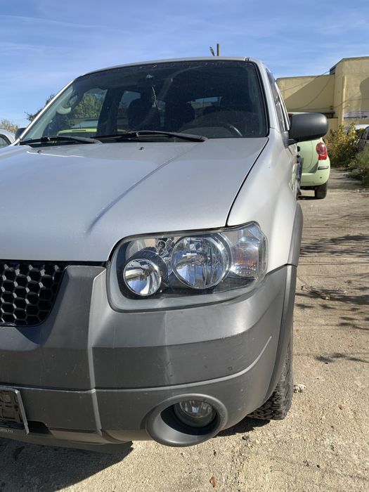 Far stanga Ford Maverick 2005