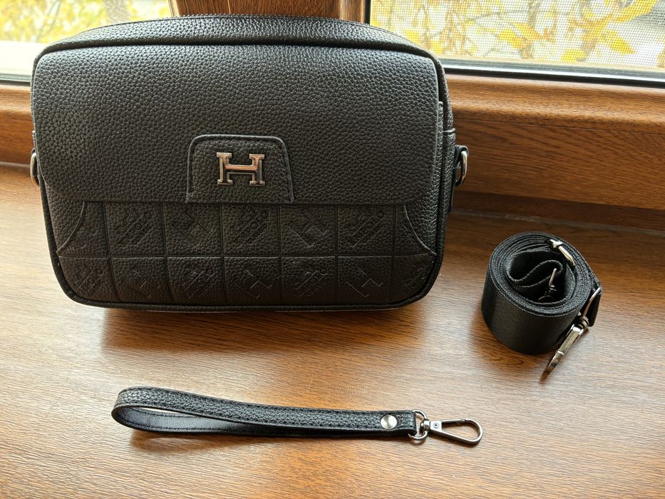 Продам стильную мужскую барсетку