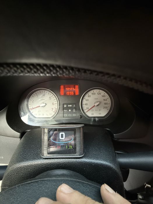 Vand dacia logan 1.4 Benzina!!! Km relai 100%