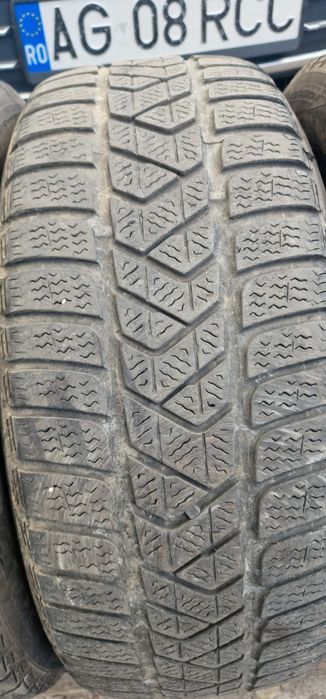 215 55 17 Pirelli 4 anvelope iarna
