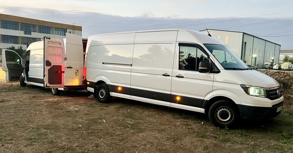 Inchiriere Duba VW Crafter 2022 Fara Sofer | Minim 5 zile | AC | Pilot