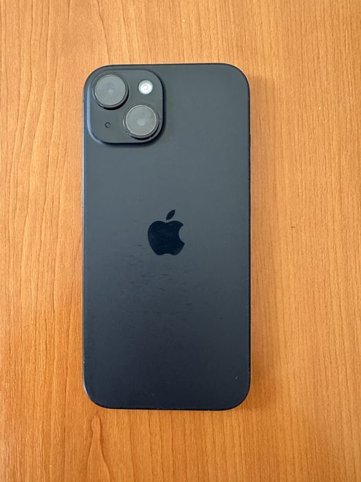 iPhone 15 Black, citeste anuntul