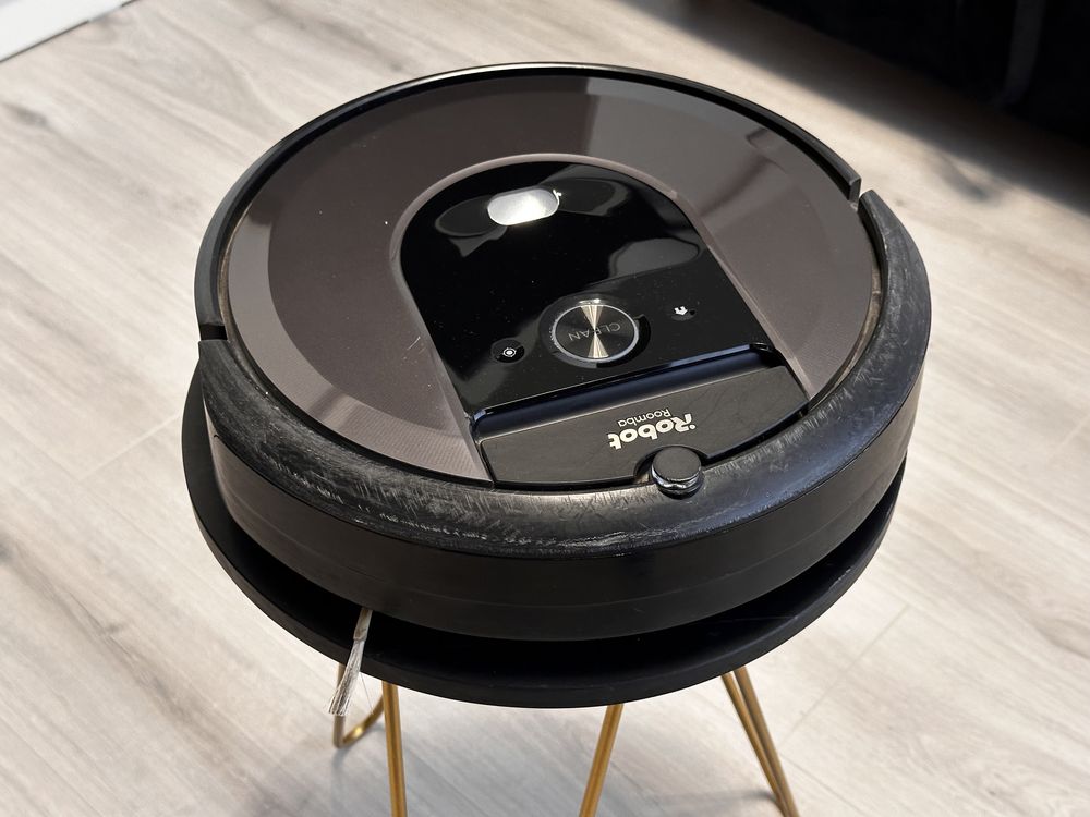 iRobot Roomba i7+