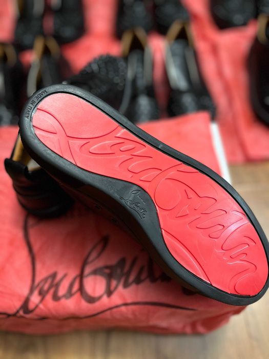 #LIVRARE GRATUITĂ# Adidasi/pantofi casual Christian Louboutin Spikes