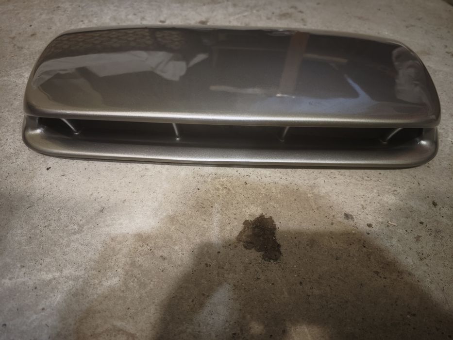 Въздуховод за преден капак Субару