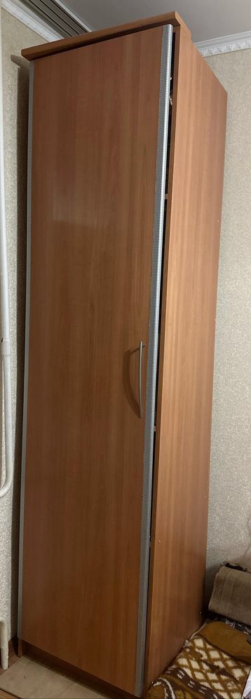 Продам шкаф для книг