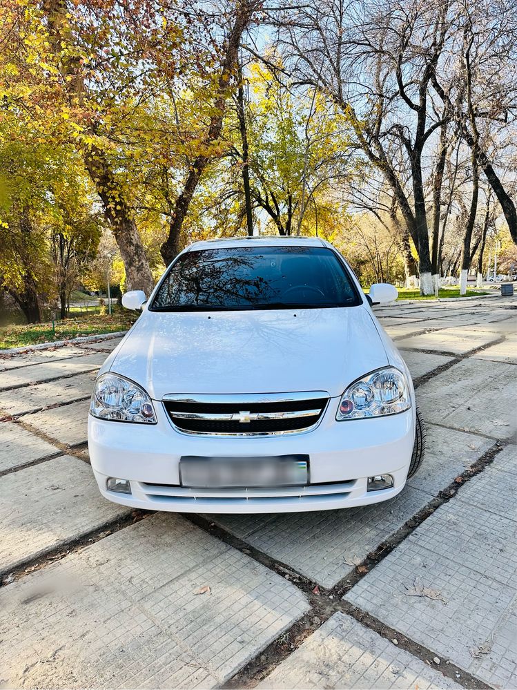 Chevrolet Lacetti в отличном состоянии