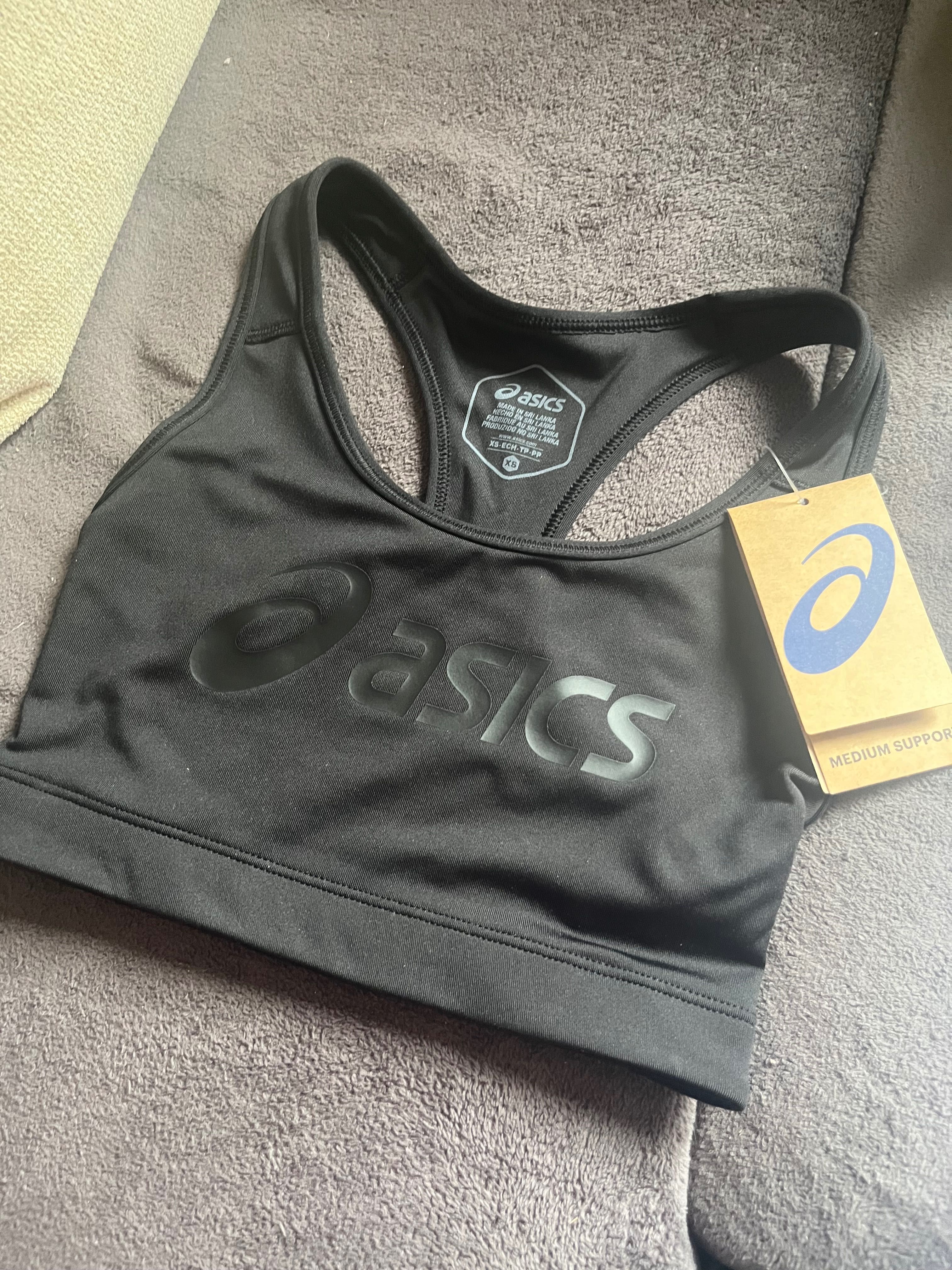 Чисто ново бюстие ASICS, размер ХС