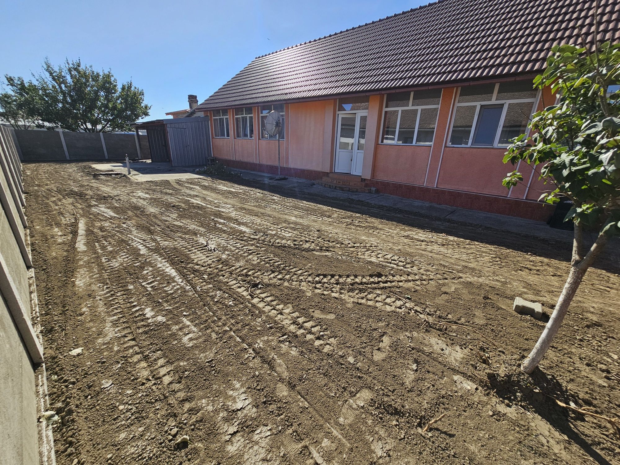 OFERTA!!! Vând casă în Șag Vatra veche