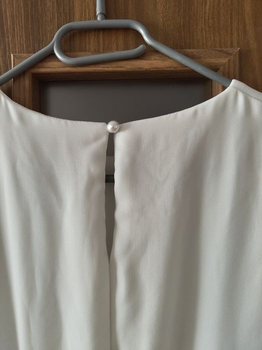Rochie albă elegantă – ideală pentru botez, cununie civilă sau nuntă