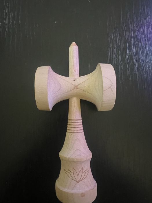Ken Lotus Element Shape (kendama)