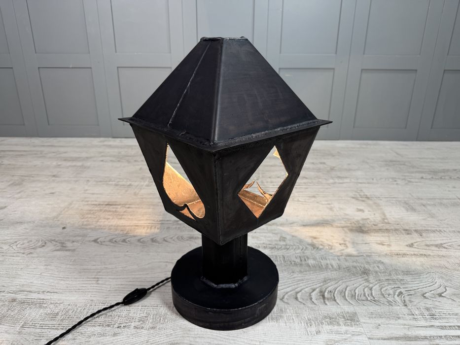 Метална настолна лампа Handmade Д1084