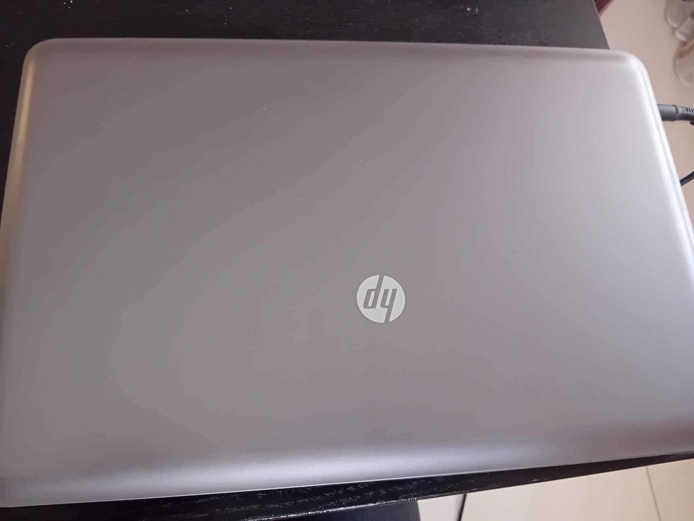 Лаптопи HP lenovo