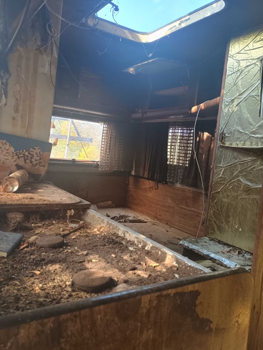 продавам кемпер без документи