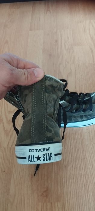 Bascheți blăniți Converse