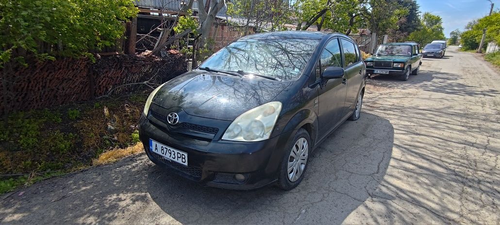Toyota corolla verso d cat на части
