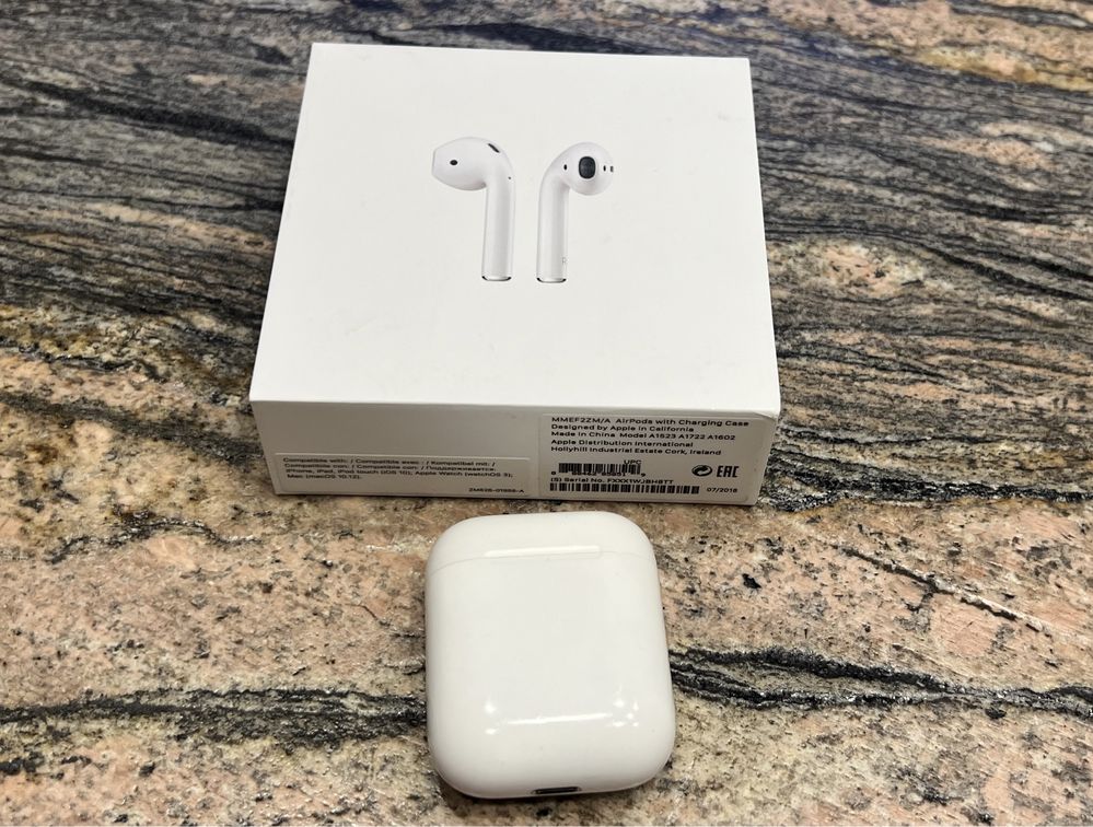 Оригинални слушалки Apple AirPods