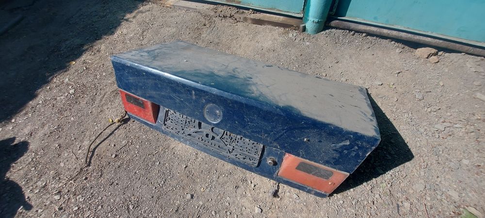 Продам СРОЧНО запчасти от BMW. Цена за всё.