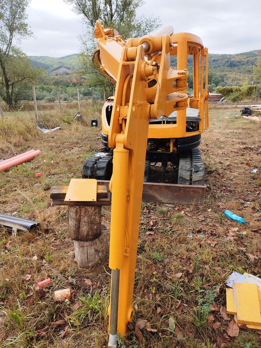 Vand excavator komatsu pcuu2