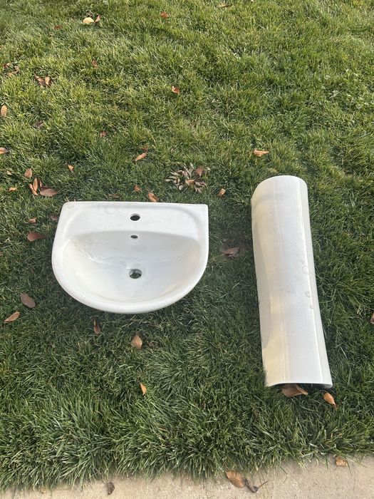 Раквина для ванной в хорошем состояний