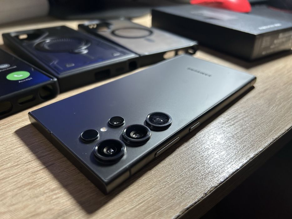 Vand sau schimb Samsung Galaxy S24 Ultra 256 GB