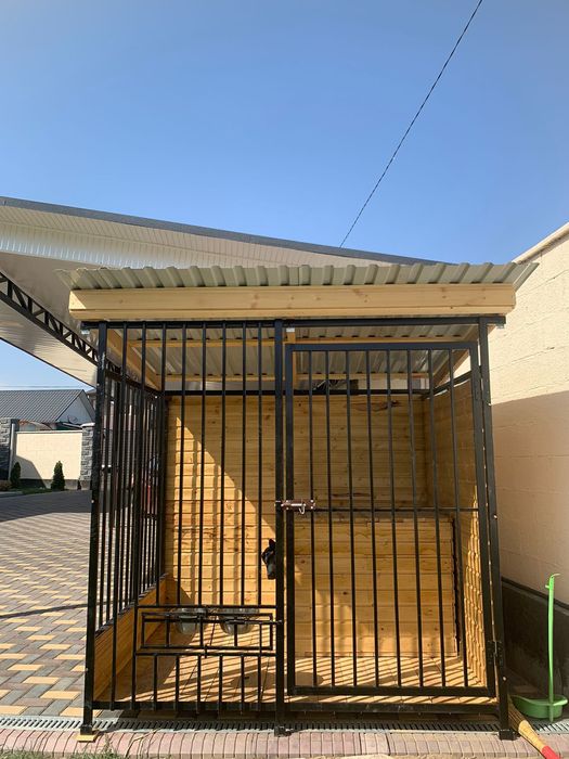 Вольер, Бутка для собака, Вольеры