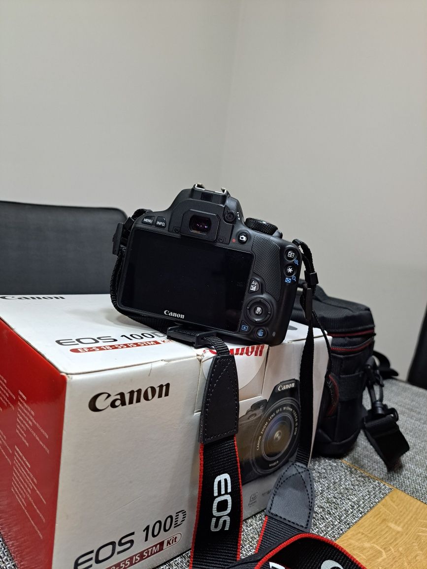 Camera foto/video DSLR Canon 100D