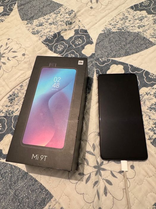 Продается Mi 9T идеальный