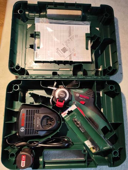 Акумулаторен трион Bosch EasyCut 12