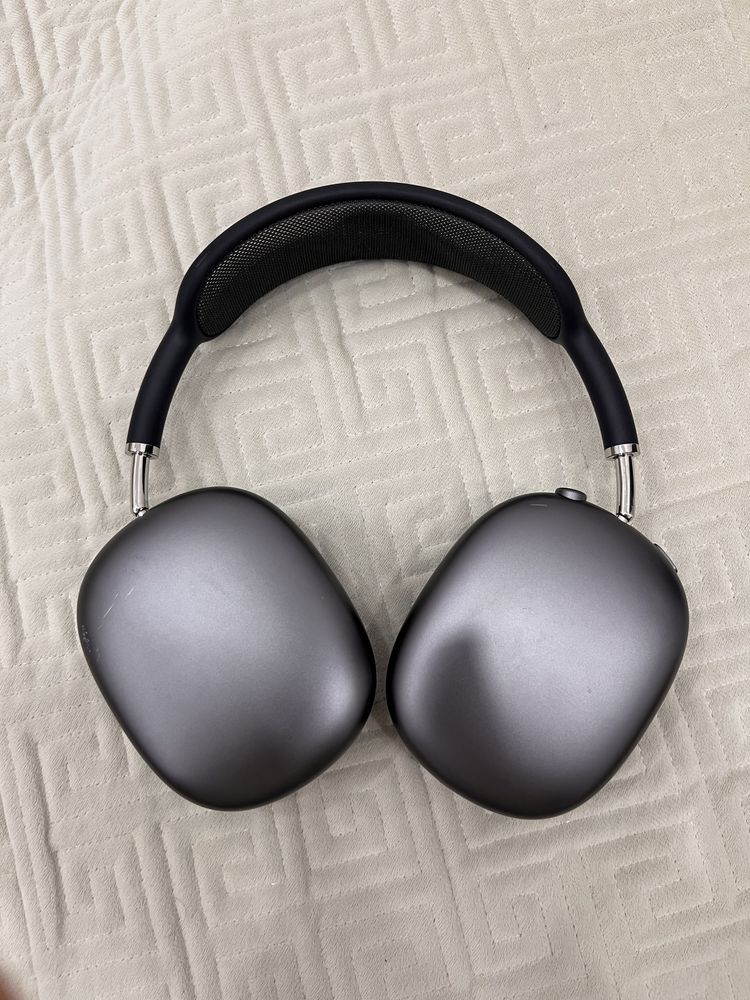 Air pods max original