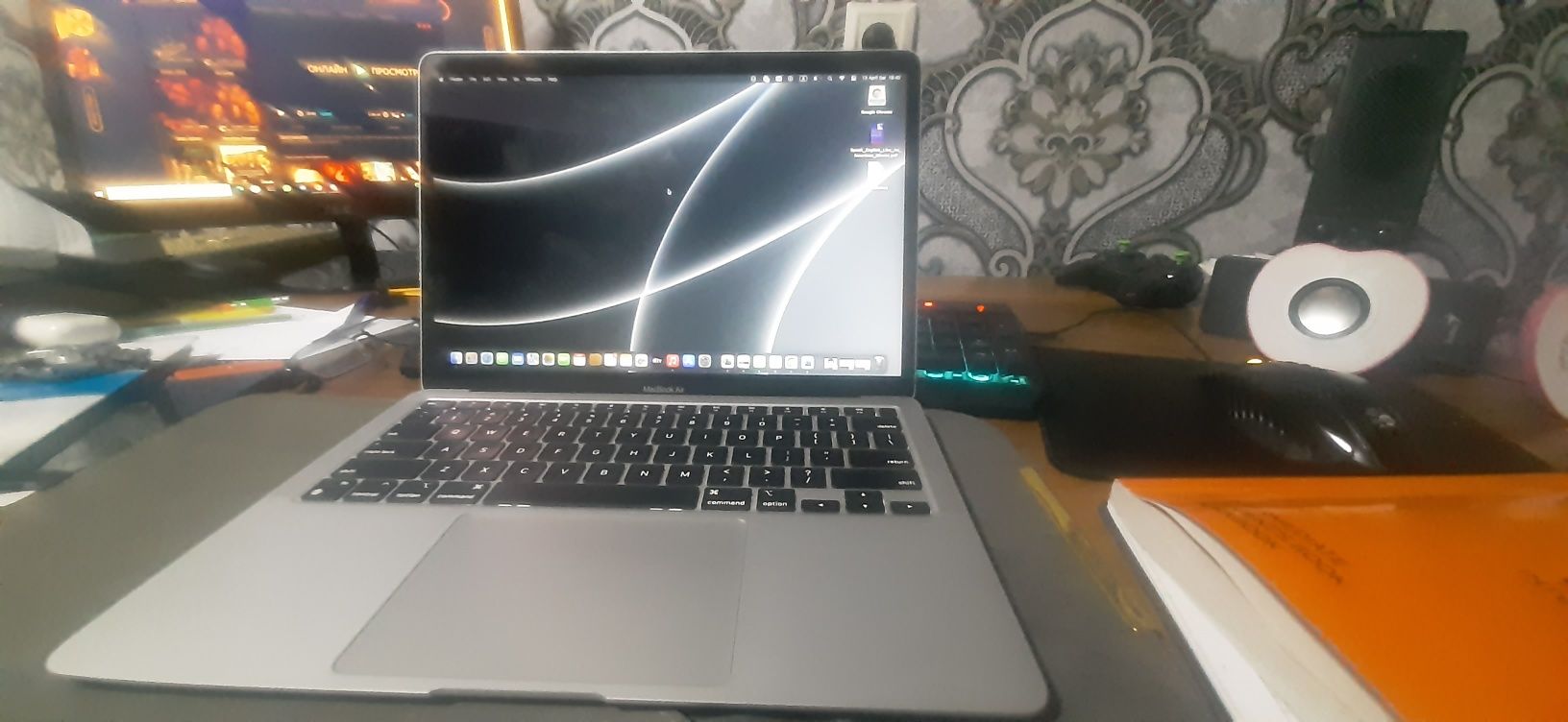 MacBook air M1 8/256