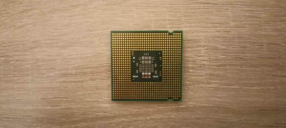 Процесор Intel Pentium E2200 2.2 GHz