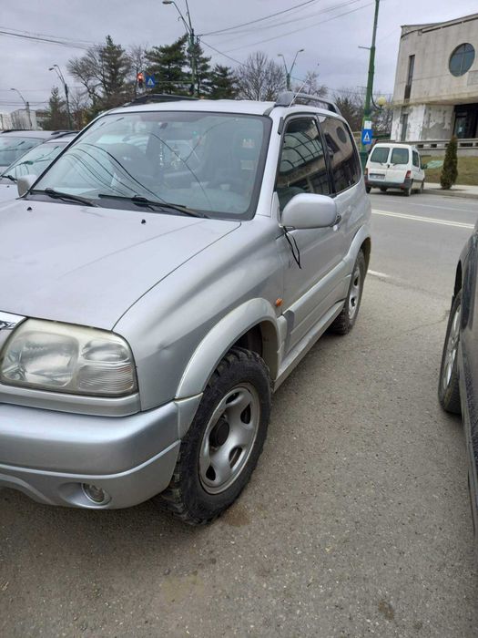 Schimb suzuki grand vitara 1.6 4x4 cu atv cf moto DE DOUA PERSOANE