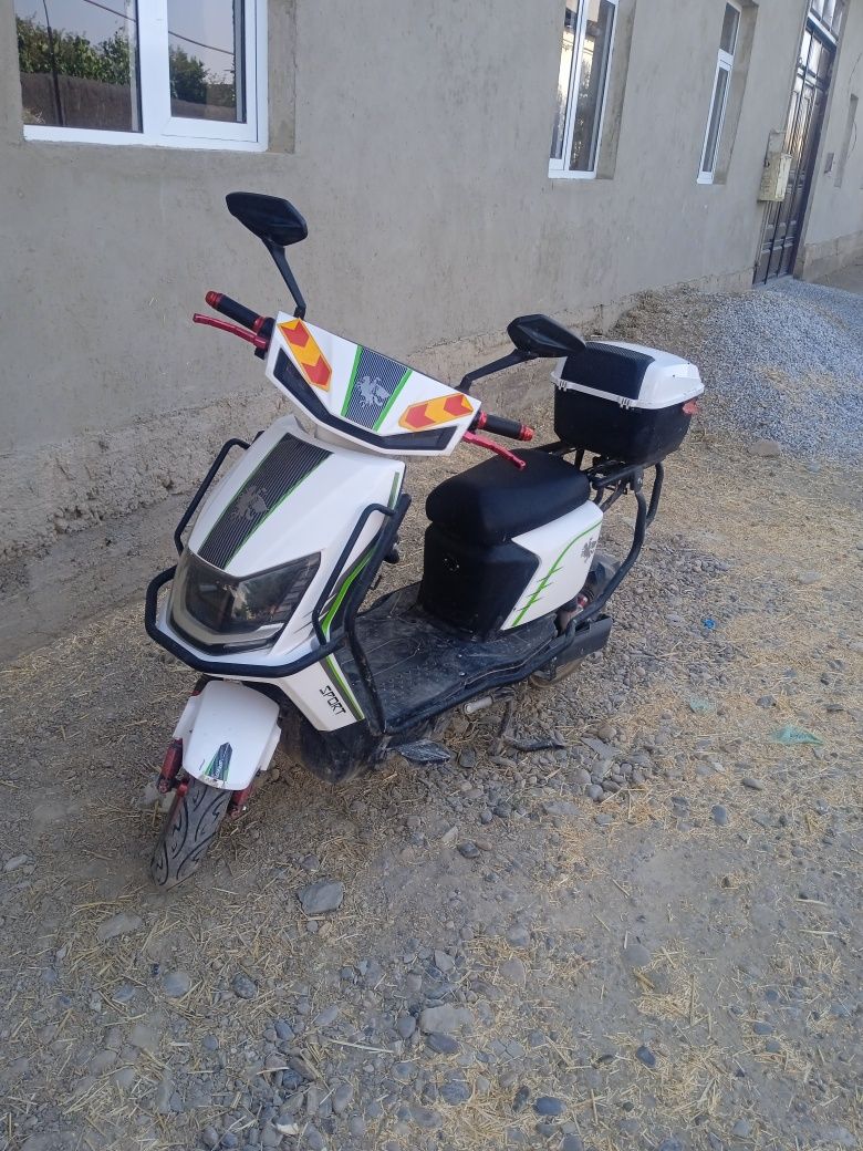Skuter tez va arzon sotiladi