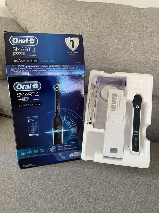 Ел. четка за зъби Oral-B Smart 4 4000N