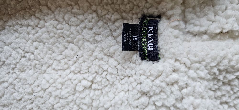 Geaca imblanita fetita 18 luni Kiabi