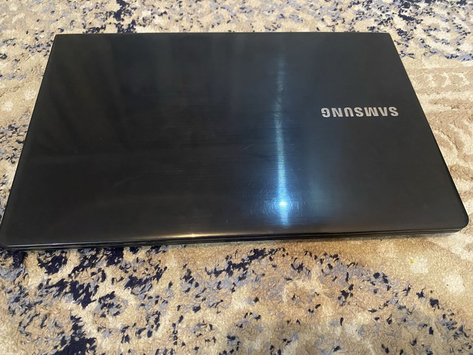 Ноутбук Samsung Ativbook 4 NP450R5E