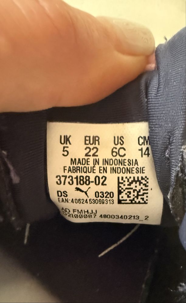 Оригинални детски маратонки Puma, размер 22