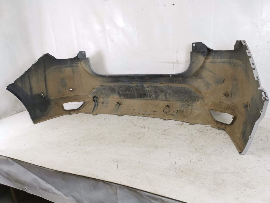 Задна броня Дачия Логан 3 [ - ] Оригинална в добро състояние / Dacia L