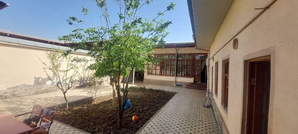 Продается участок Чиланзар на спорттоварах.  Ховли сотилади Чилонзорда