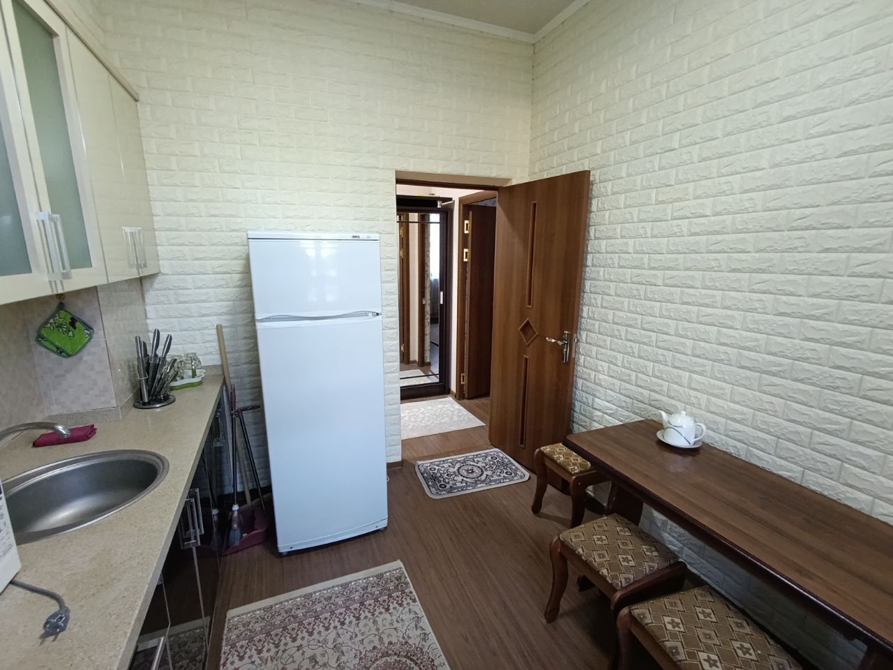 Срочно сдается квартира. Паркентский рынок.  Новое ЖКЖК
