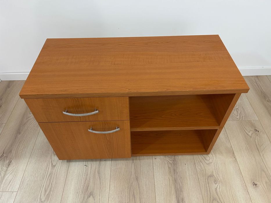 Vind comodă tv/ noptieră /dulap mic