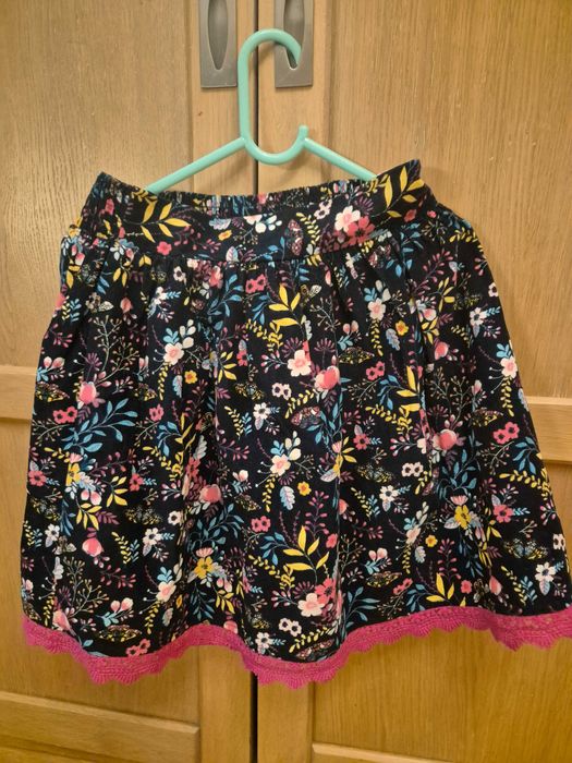 Fusta fete catifea marime 140-146 cm,  10-11 ani, LC Waikiki